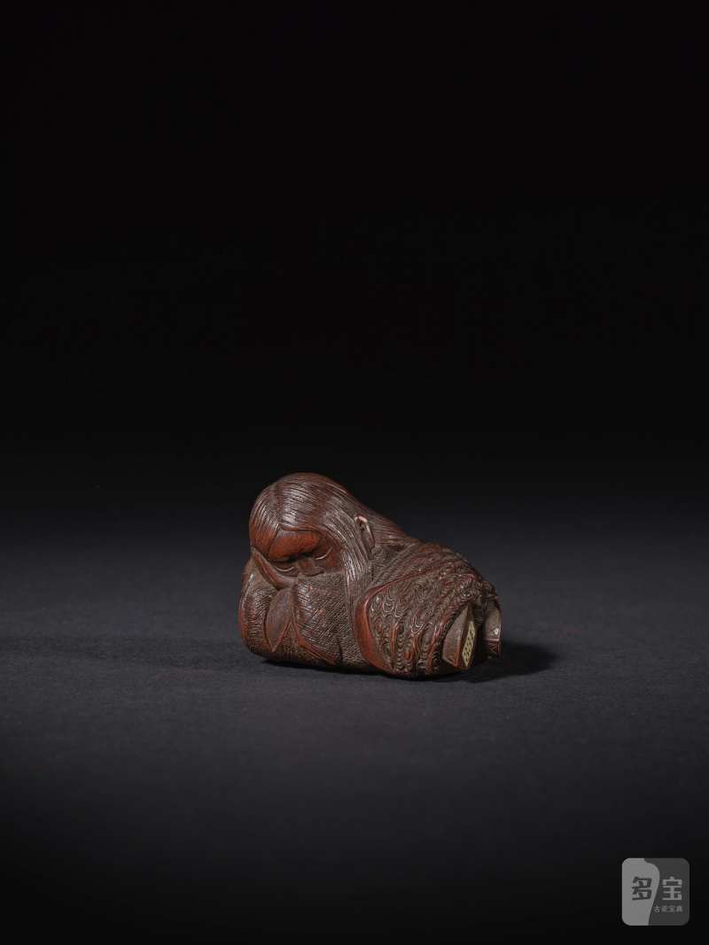 木彫根付 猩々 銘「一貫」 19世紀 | NETSUKE EN BOIS REPRÉSENTANT UN SHOJO ENDORMI - 图4